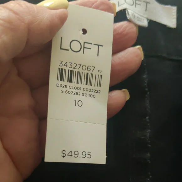 LOFT Black Monroe Shorts with Classic Design NWT - Picture 4 of 5